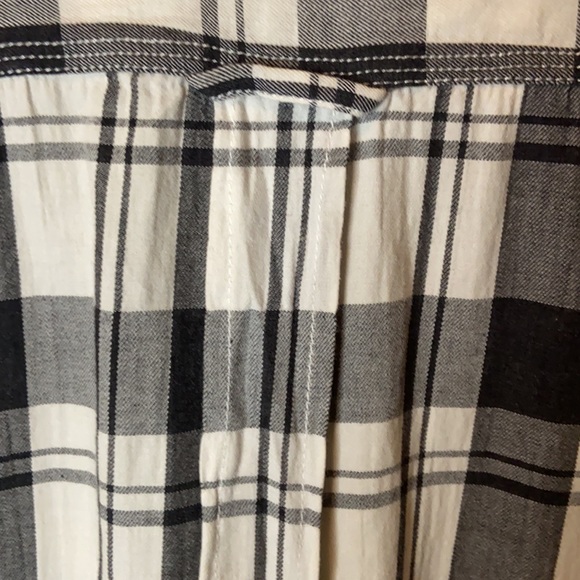 2/$20 Gap plaid cotton flannel shirt - Picture 5 of 5